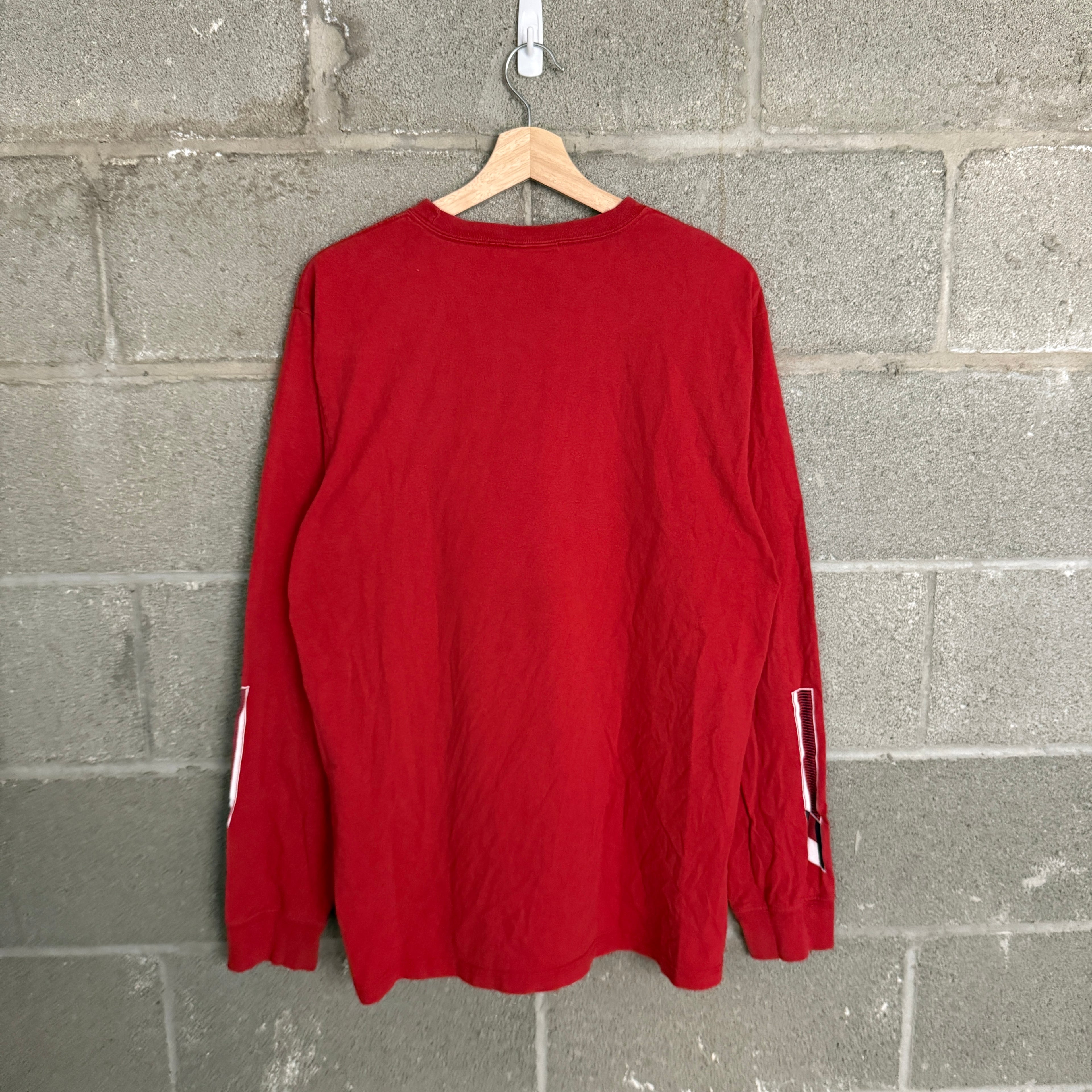 (M) Tommy Hilfiger Spell Out