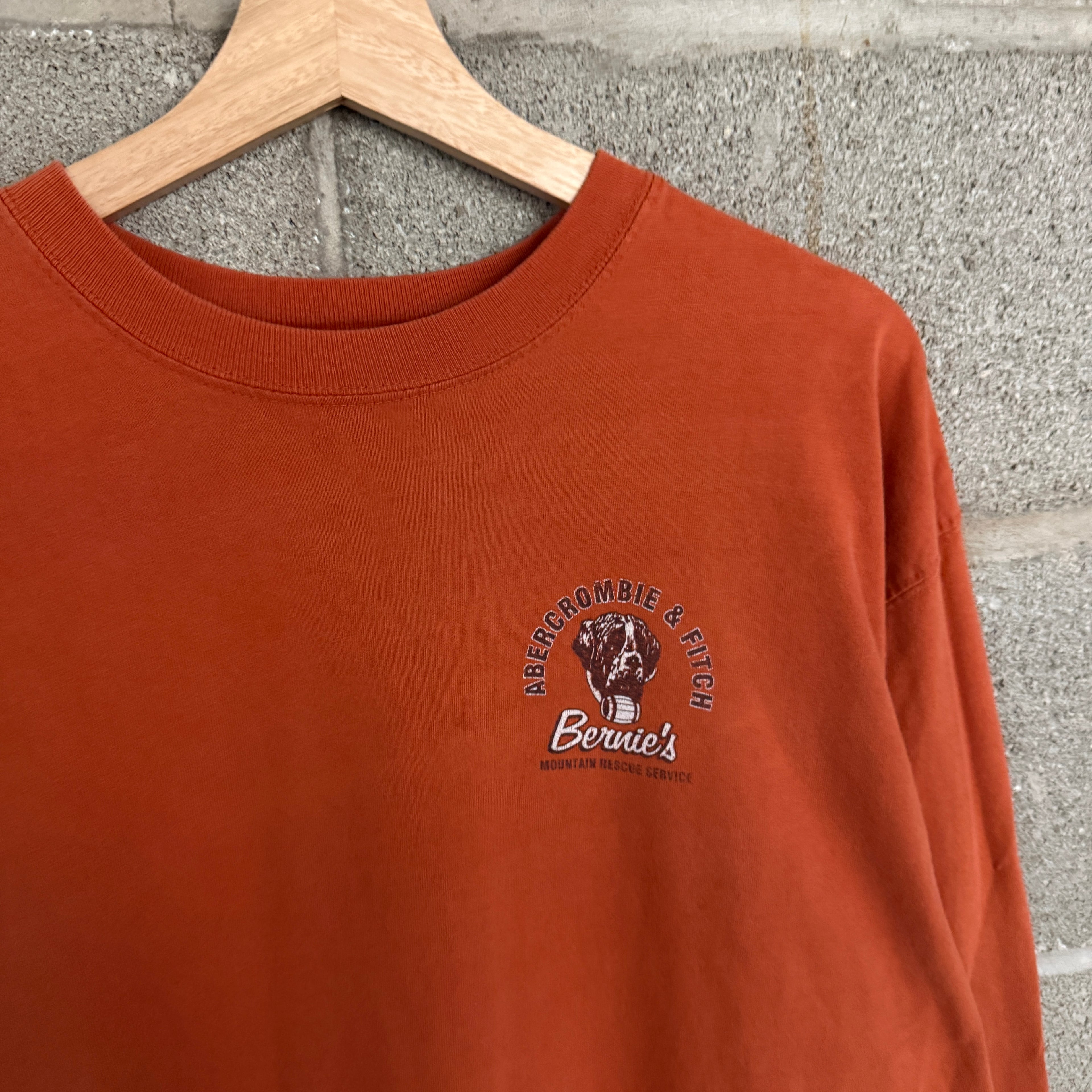 (XL) Abercrombie & Fitch Bernie's Mountain Rescue